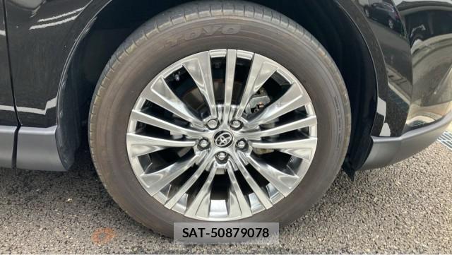 Toyota HARRIER HYBRID 2023-04 8281041-8