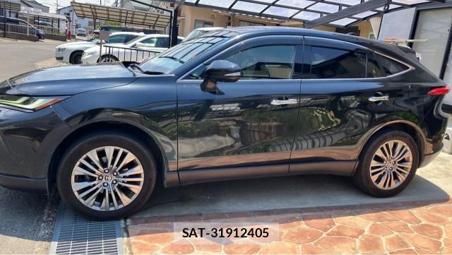 Toyota HARRIER HYBRID 2022-03 8281137-10