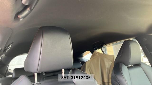 Toyota HARRIER HYBRID 2022-03 8281137-15