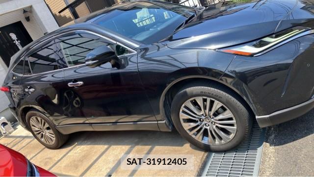 Toyota HARRIER HYBRID 2022-03 8281137-3