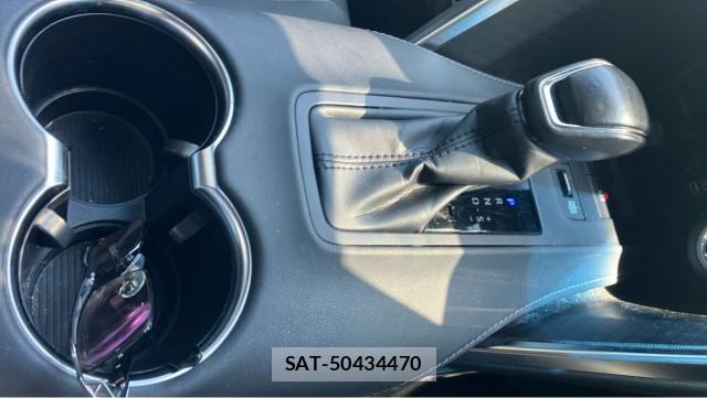 Toyota HARRIER HYBRID 2023-08 8281365-14