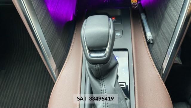 Toyota HARRIER HYBRID 2024-08 8281404-14
