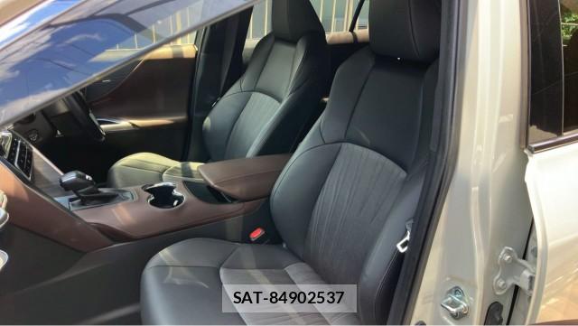 Toyota HARRIER HYBRID 2021-08 8281477-5