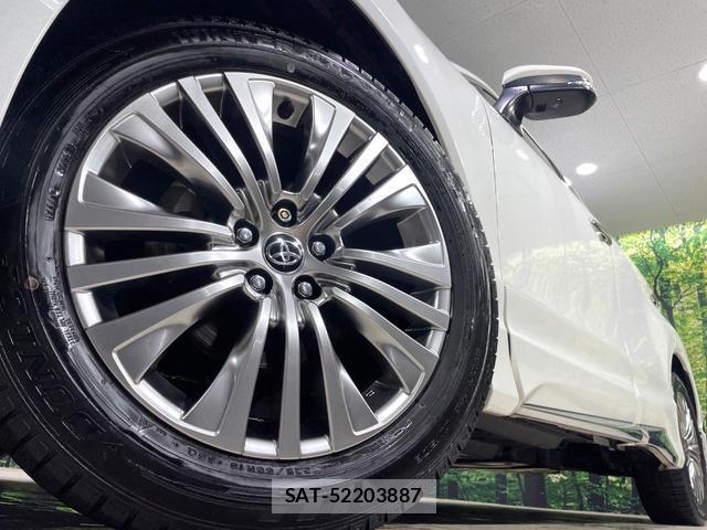 Toyota HARRIER HYBRID 2021-07 8281786-12