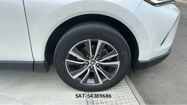 Toyota HARRIER HYBRID 2021-08 8281918-8