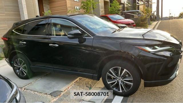 Toyota HARRIER HYBRID 2023-04 8282479-3