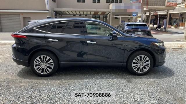 Toyota HARRIER HYBRID 2021-05 8282483-10
