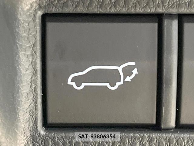 Toyota HARRIER HYBRID 2025-10 8282869-7
