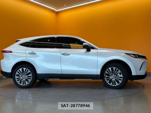 Toyota HARRIER HYBRID 2023-12 8282972-16