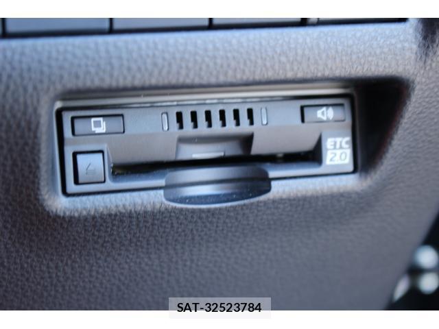 Toyota HARRIER HYBRID 2021-03 8283522-9