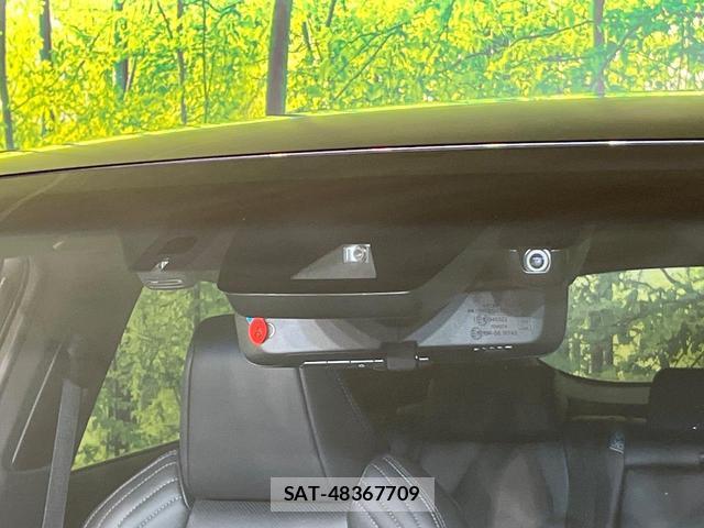 Toyota HARRIER HYBRID 2021-07 8283611-4