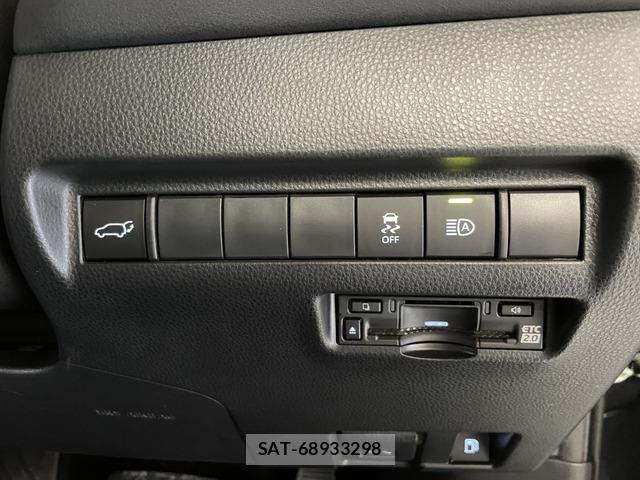 Toyota HARRIER HYBRID 2023-04 8285139-6