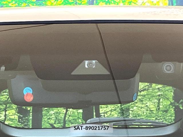 Toyota HARRIER HYBRID 2021-08 8285212-2