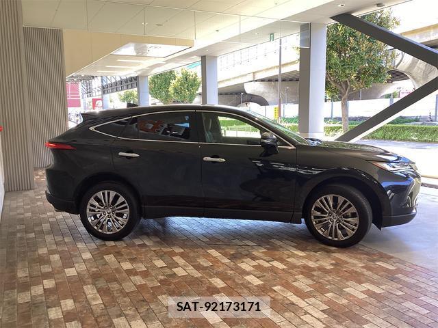 Toyota HARRIER HYBRID 2021-10 8285389-17
