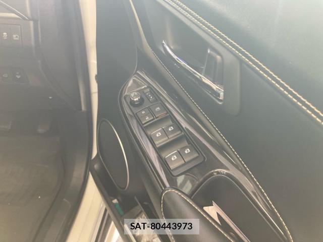 Toyota HARRIER 2017-07 8276725-10