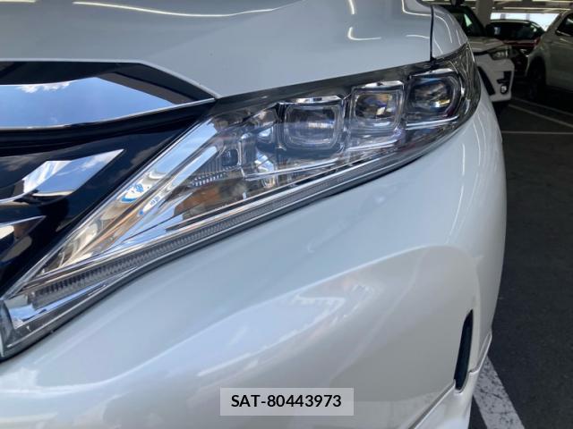 Toyota HARRIER 2017-07 8276725-12