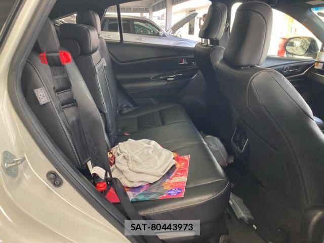 Toyota HARRIER 2017-07 8276725-14
