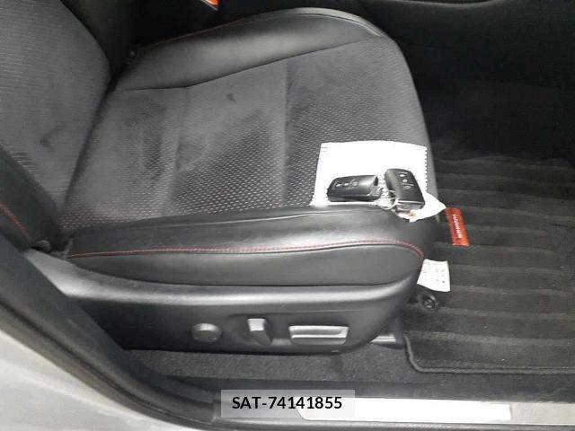 Toyota HARRIER 2017-06 8276981-3