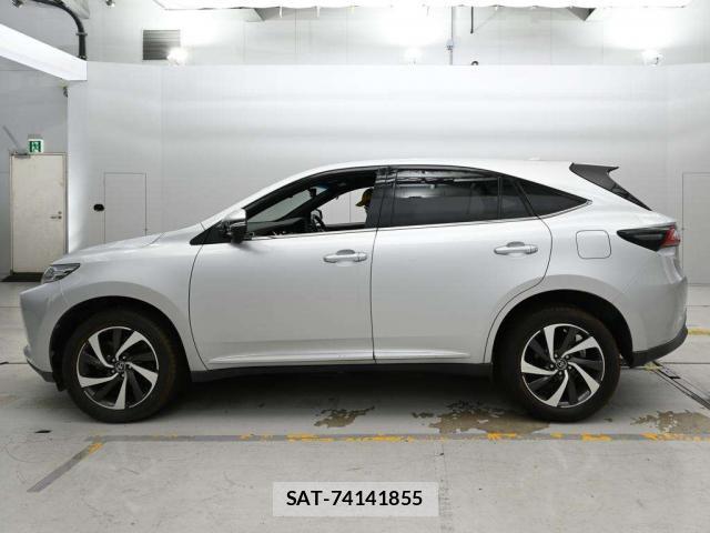 Toyota HARRIER 2017-06 8276981-7