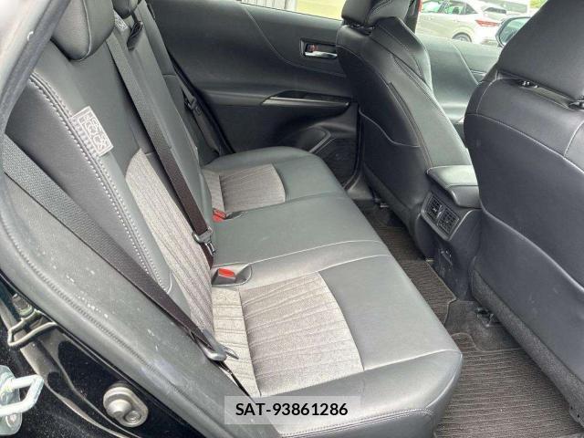 Toyota HARRIER 2023-06 8277000-3