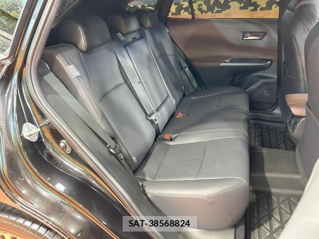 Toyota HARRIER 2023-03 8277224-8