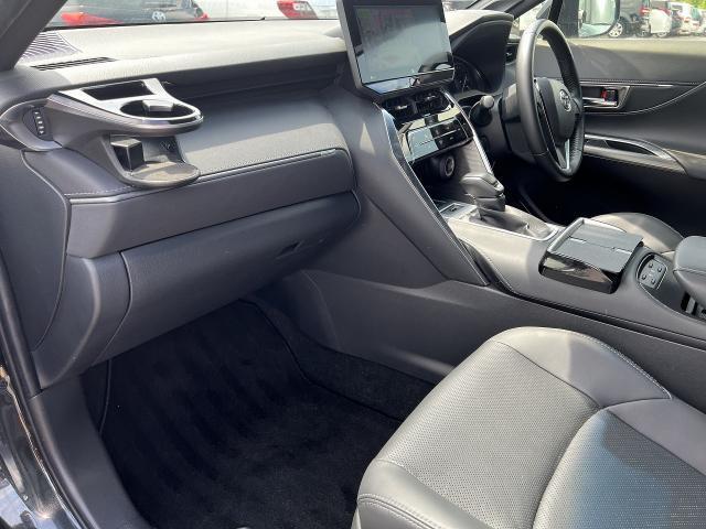 Toyota HARRIER 2022-04 8277687-13