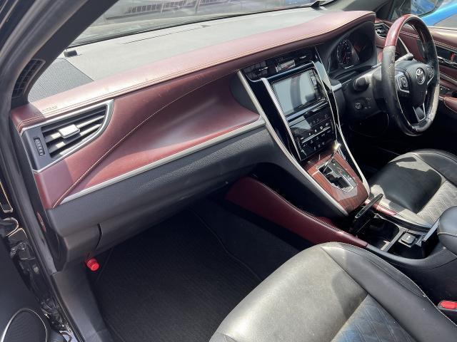 Toyota HARRIER 2015-10 8277689-15