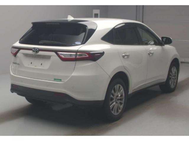 Toyota HARRIER 2018-09 8278451-1