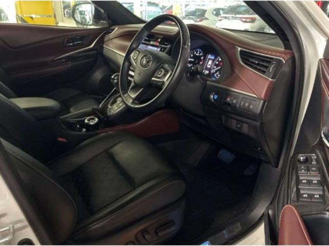 Toyota HARRIER 2018-09 8278451-2