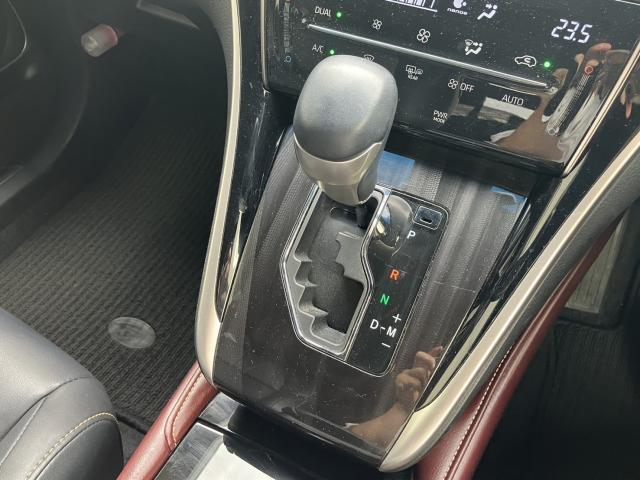 Toyota HARRIER 2018-06 8278753-9