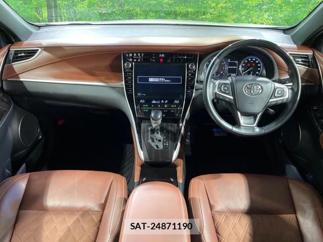 Toyota HARRIER 2017-06 8279317-1