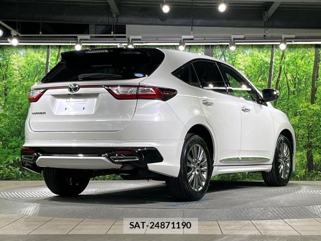 Toyota HARRIER 2017-06 8279317-15