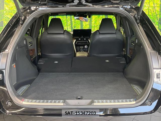 Toyota HARRIER 2024-01 8279609-9
