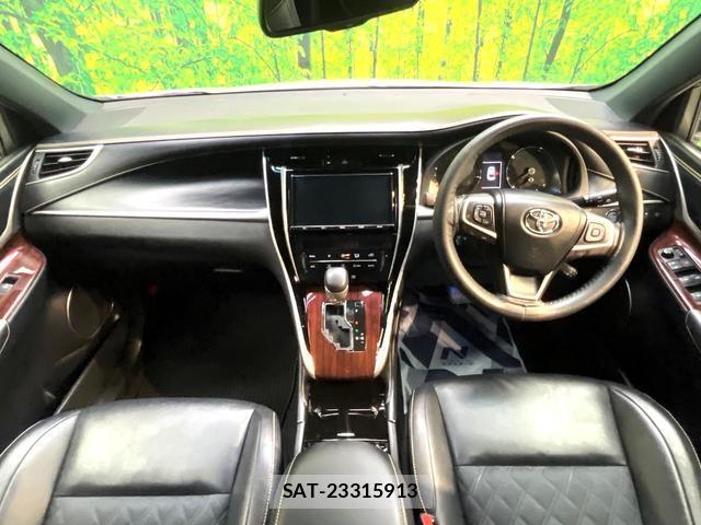 Toyota HARRIER 2017-03 8279759-1