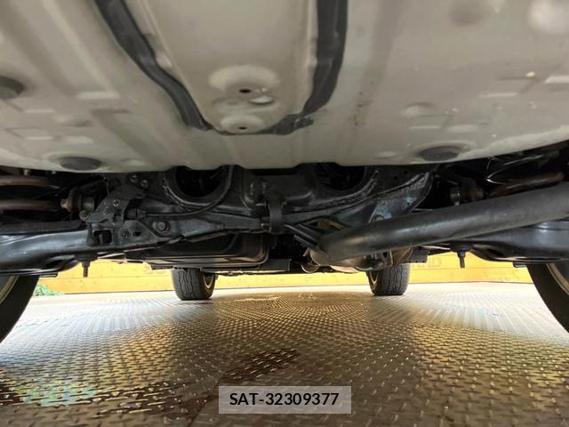Toyota HARRIER 2016-01 8279805-18