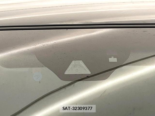 Toyota HARRIER 2016-01 8279805-5