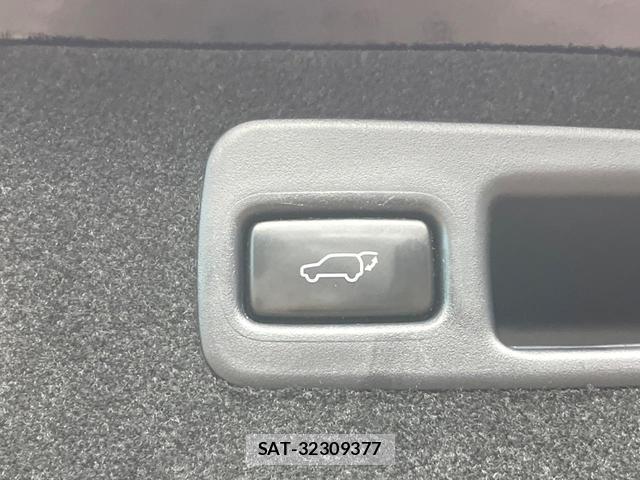 Toyota HARRIER 2016-01 8279805-6