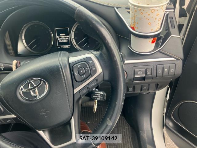 Toyota HARRIER 2017-09 8279930-8