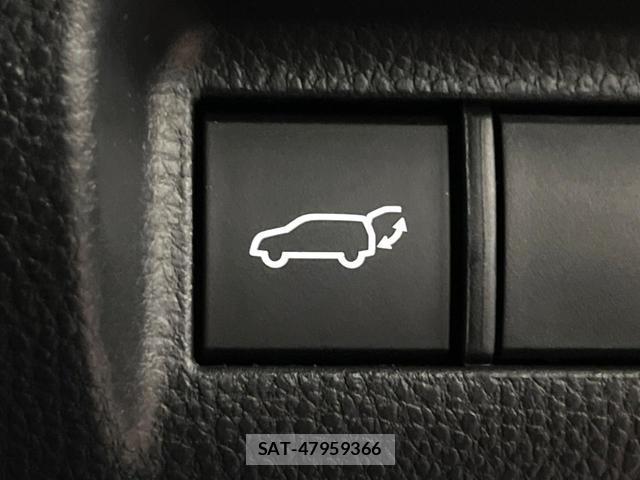 Toyota HARRIER 2024-04 8280202-6