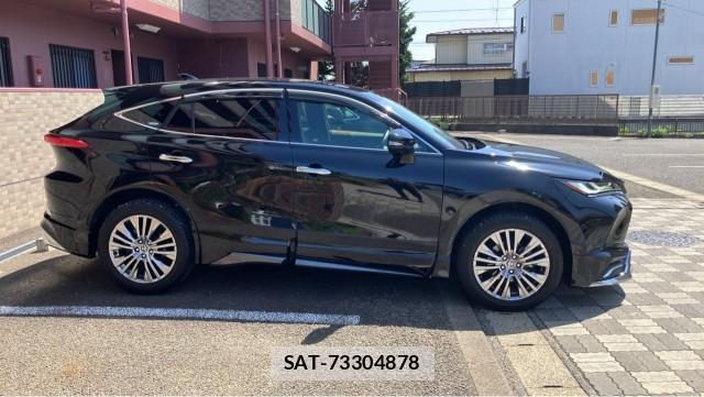 Toyota HARRIER 2021-02 8280611-3