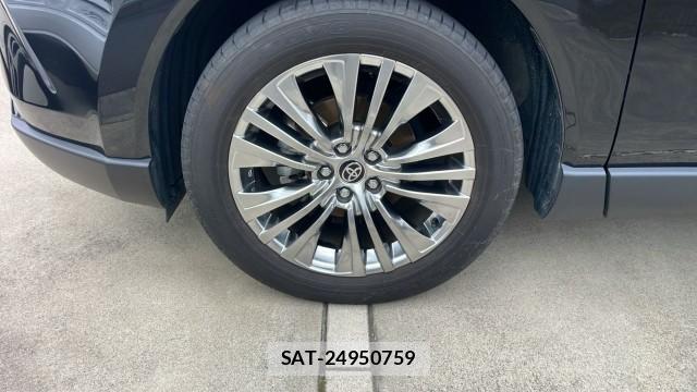 Toyota HARRIER 2024-11 8280740-8