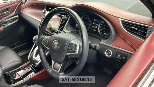 Toyota HARRIER 2017-09 8281159-16