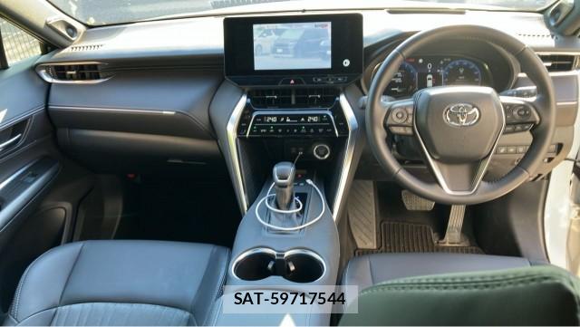 Toyota HARRIER 2026-02 8281337-2