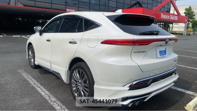 Toyota HARRIER 2021-10 8281502-13