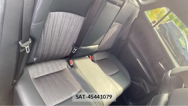 Toyota HARRIER 2021-10 8281502-6