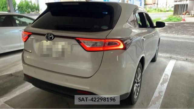 Toyota HARRIER 2018-05 8281746-12