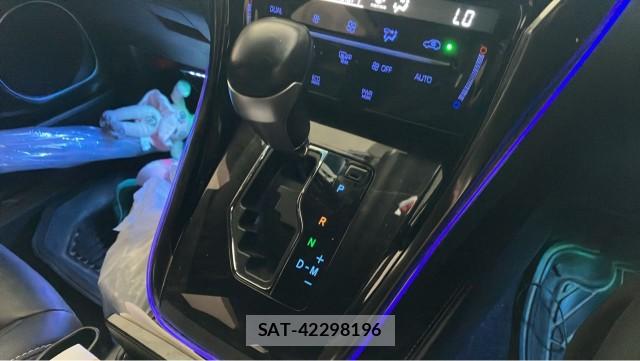 Toyota HARRIER 2018-05 8281746-14
