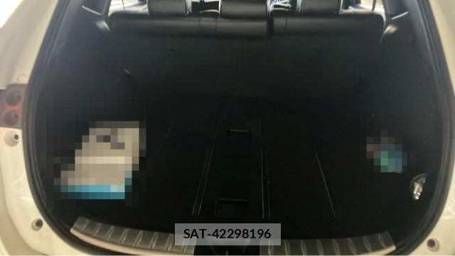 Toyota HARRIER 2018-05 8281746-17