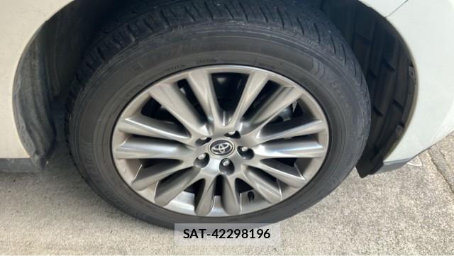 Toyota HARRIER 2018-05 8281746-8