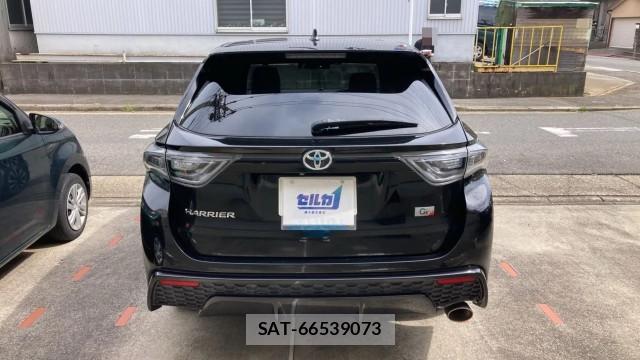 Toyota HARRIER 2015-04 8281764-1
